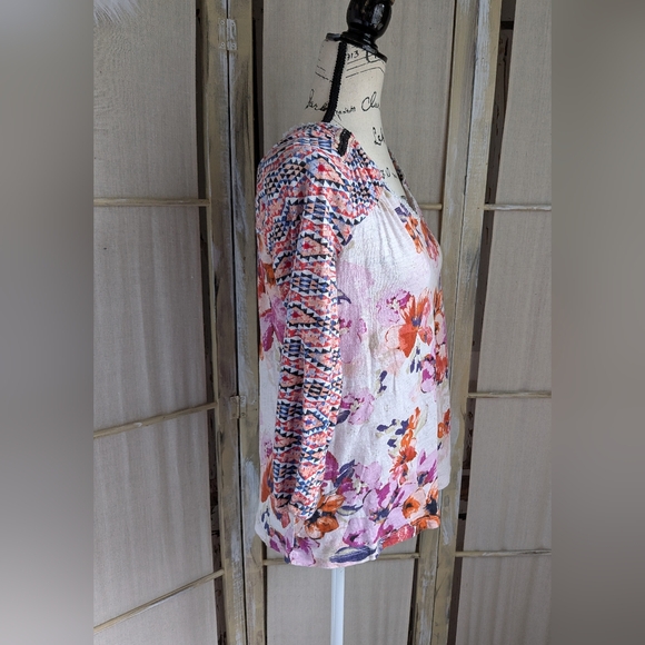 Akemi + Kin Top - Picture 10 of 14